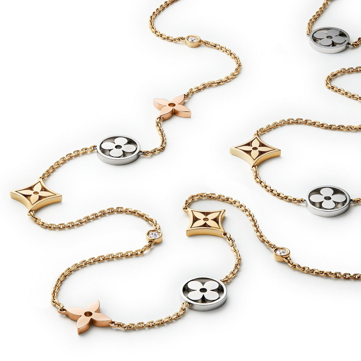 Idylle Blossom sautoir, 3 golds and diamonds