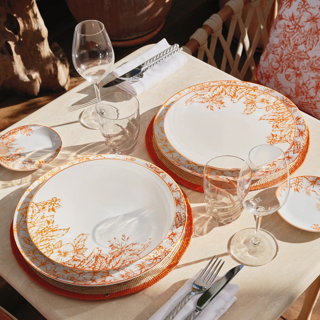 Set Of 2 Dessert Plates LV By The Pool