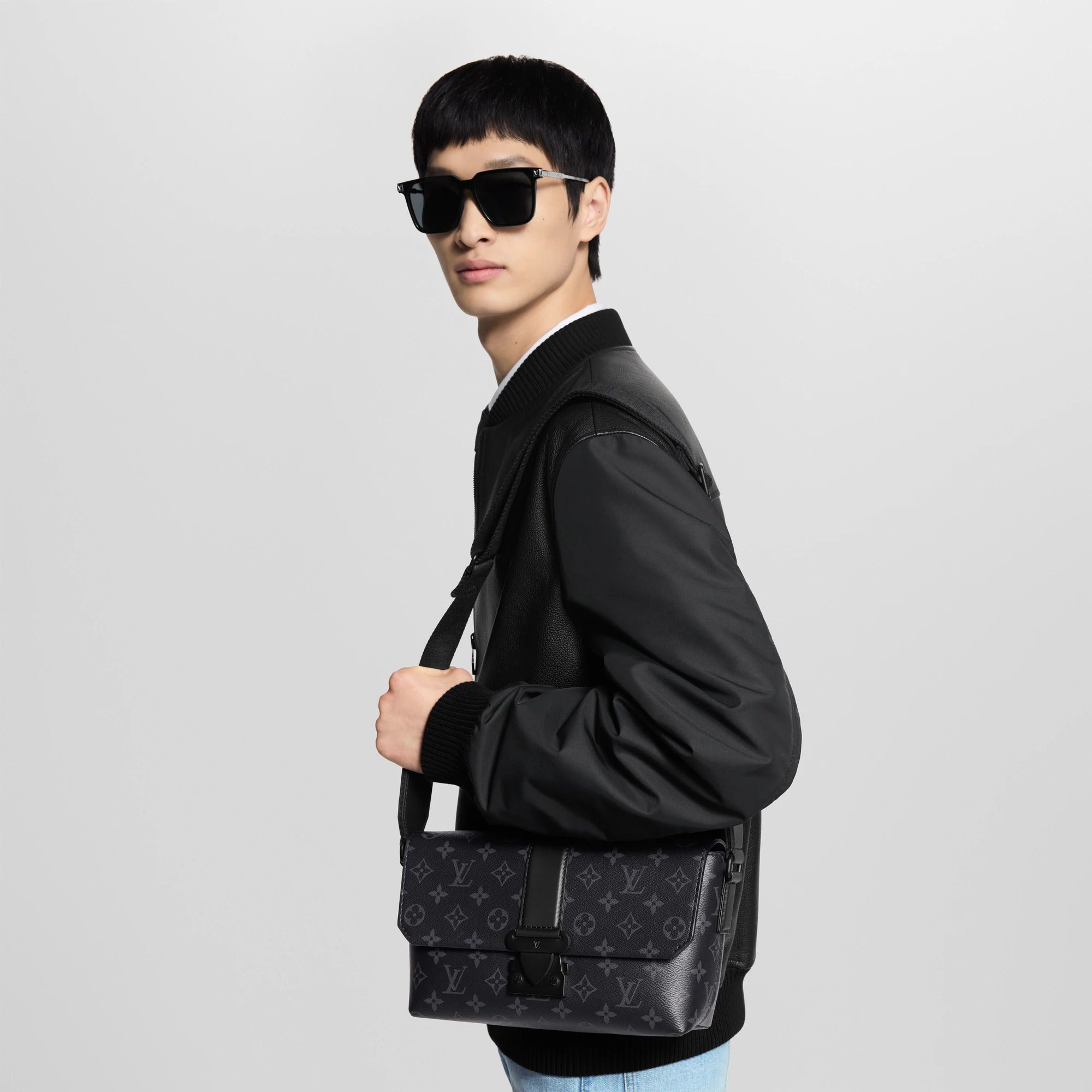 S-Cape Messenger