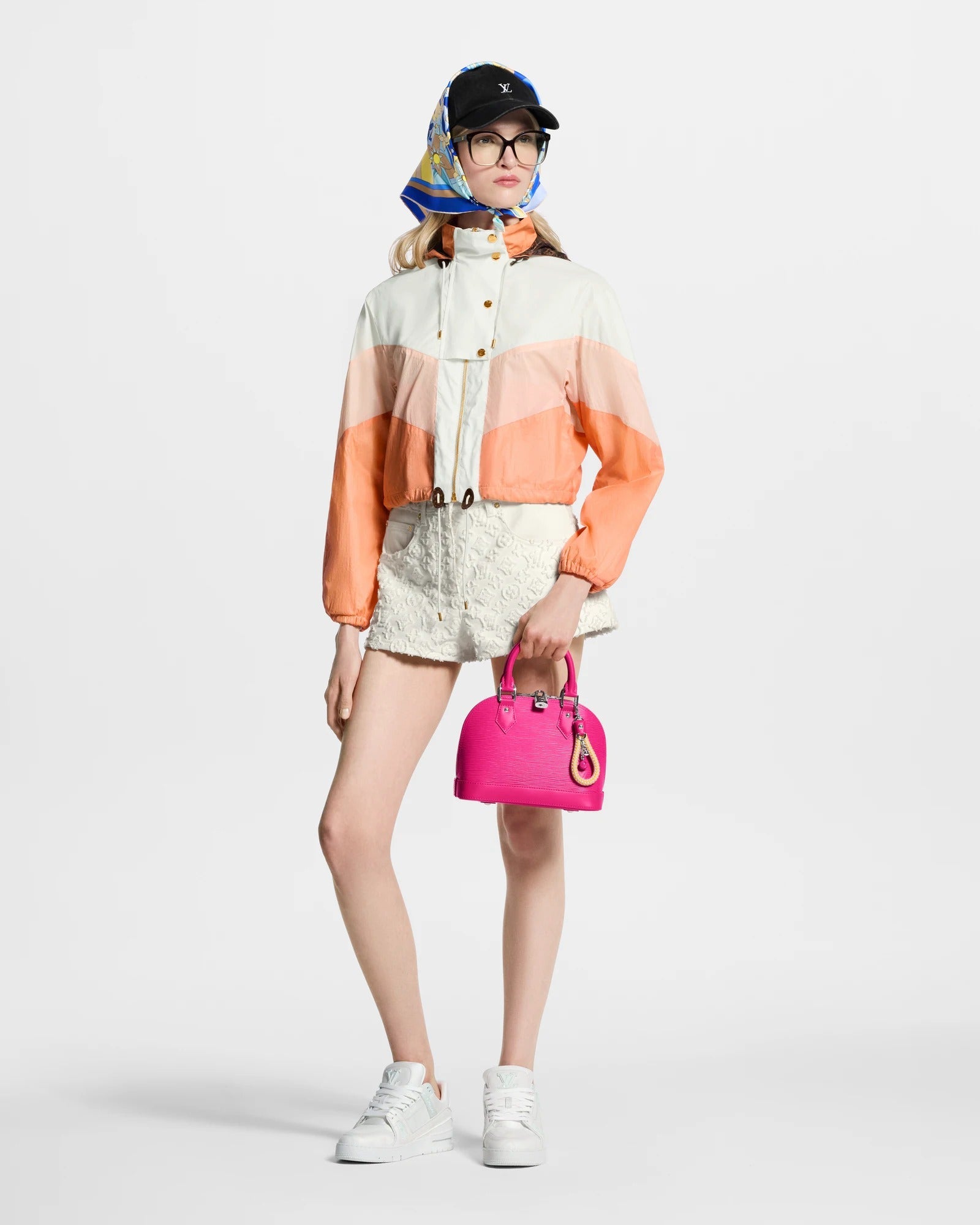 LV Wonderland Square 55