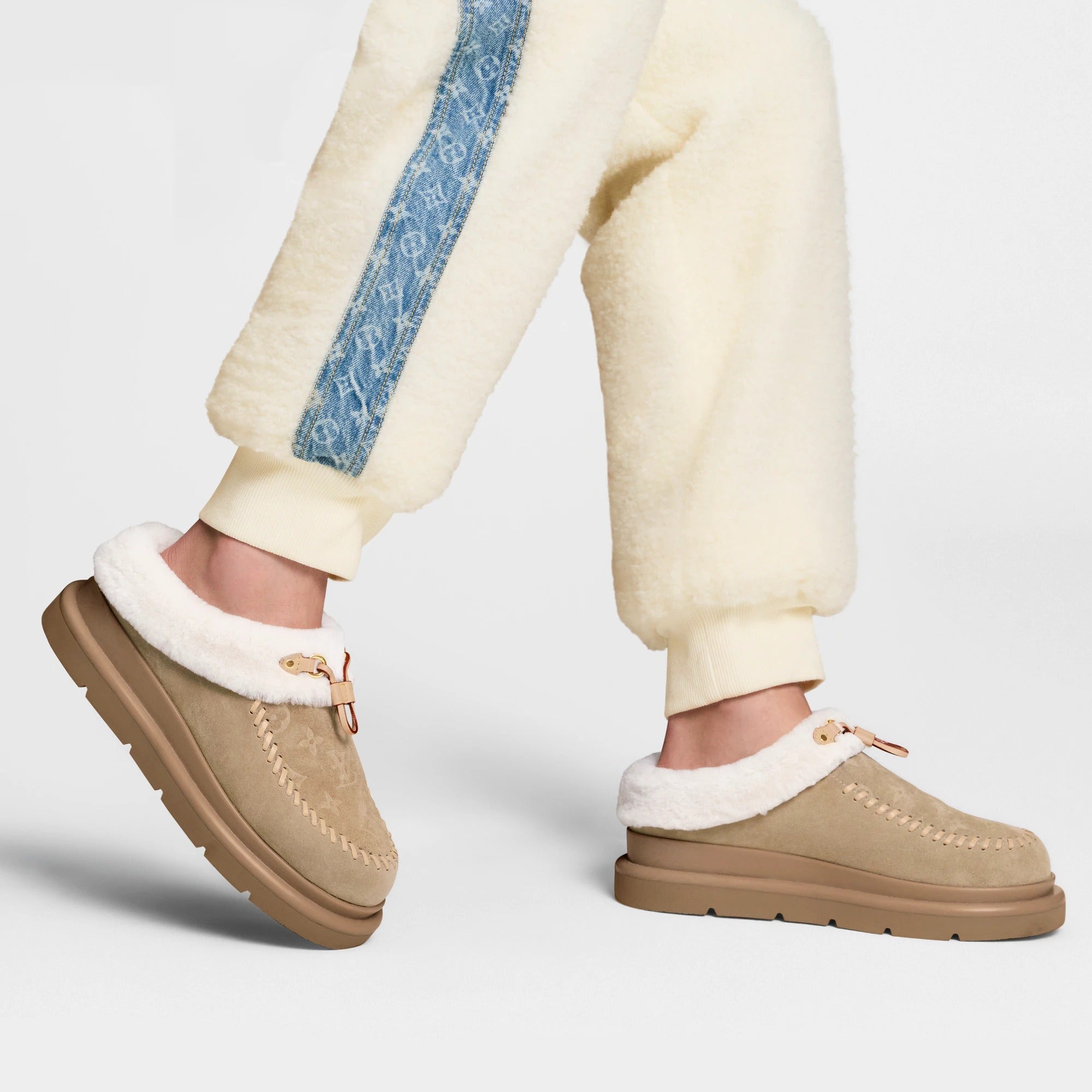 Cortina Closed Mule