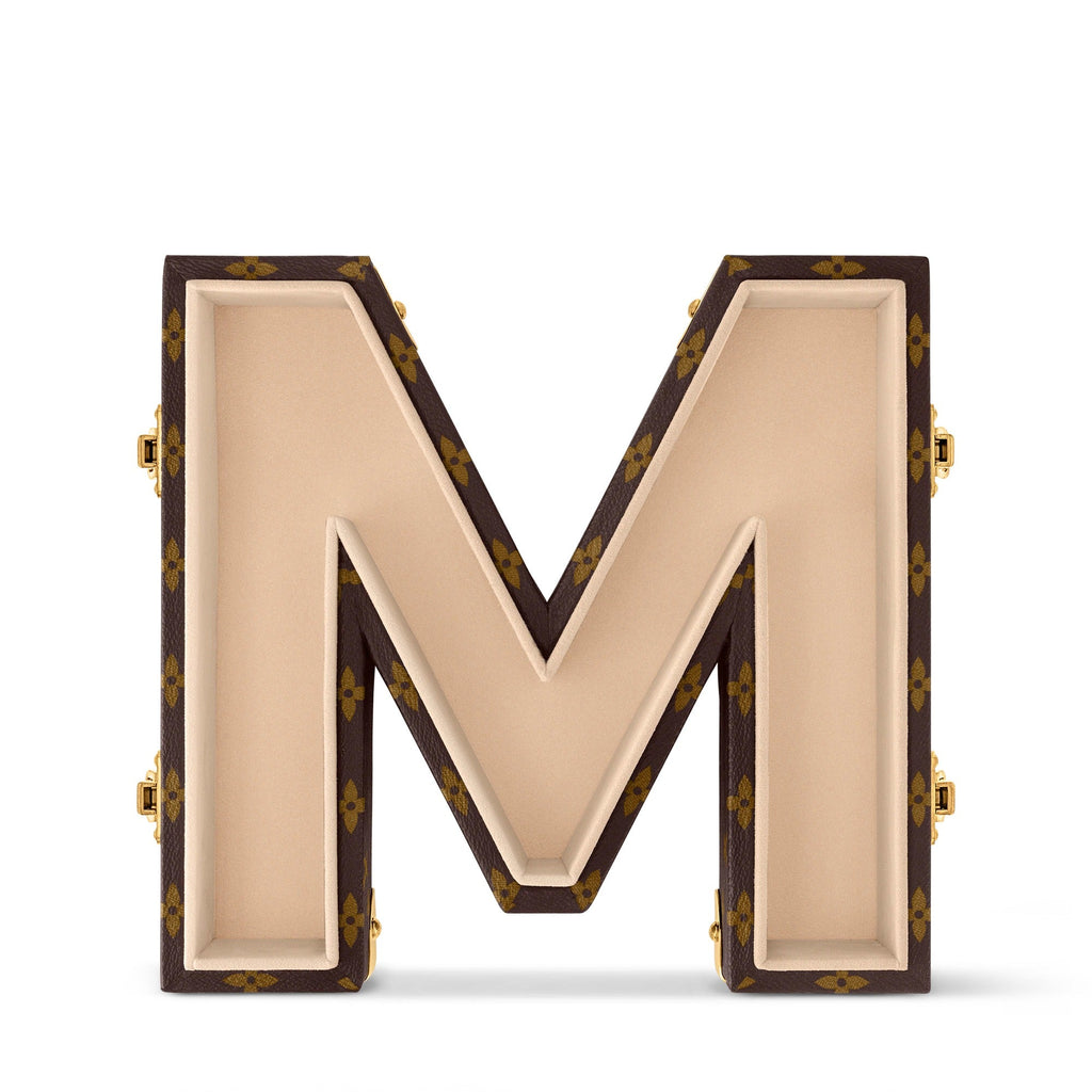 Letter Trunk M