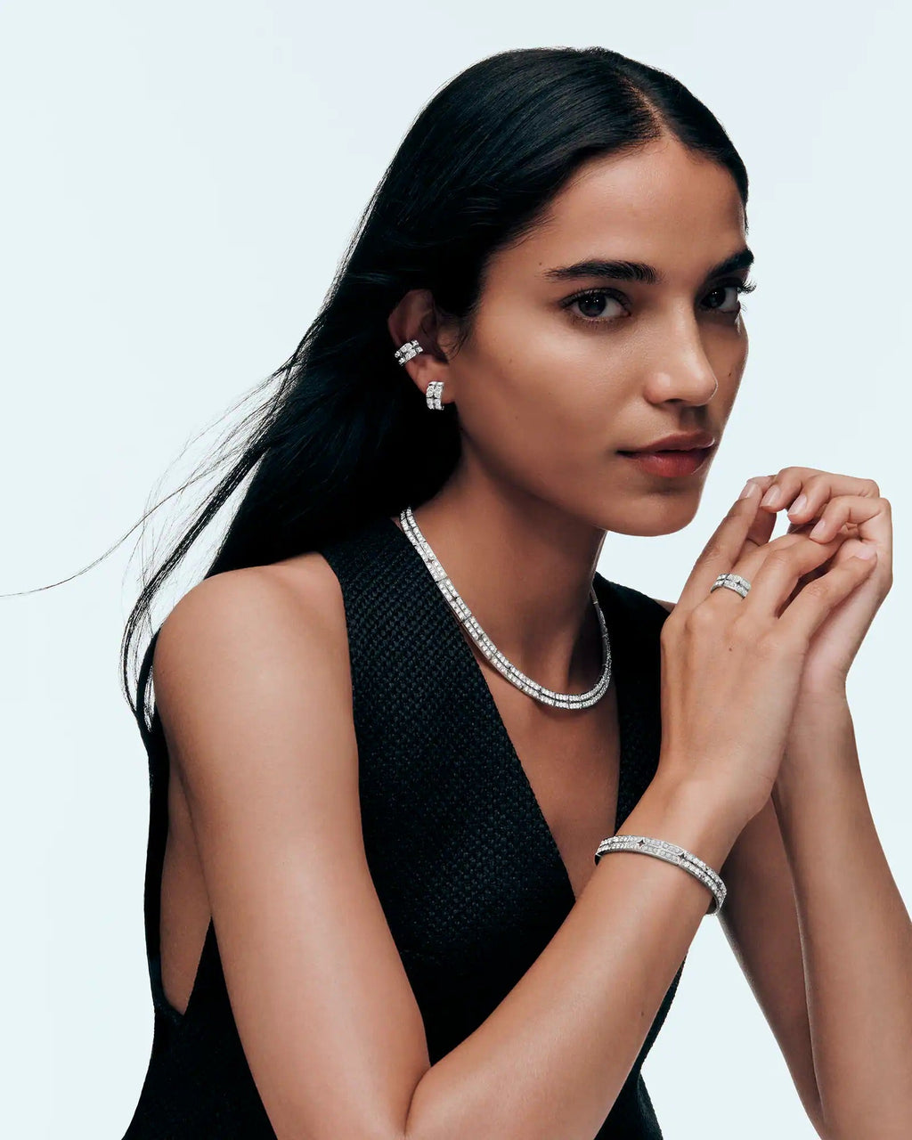 Tumbler Ring, White Gold and Diamonds