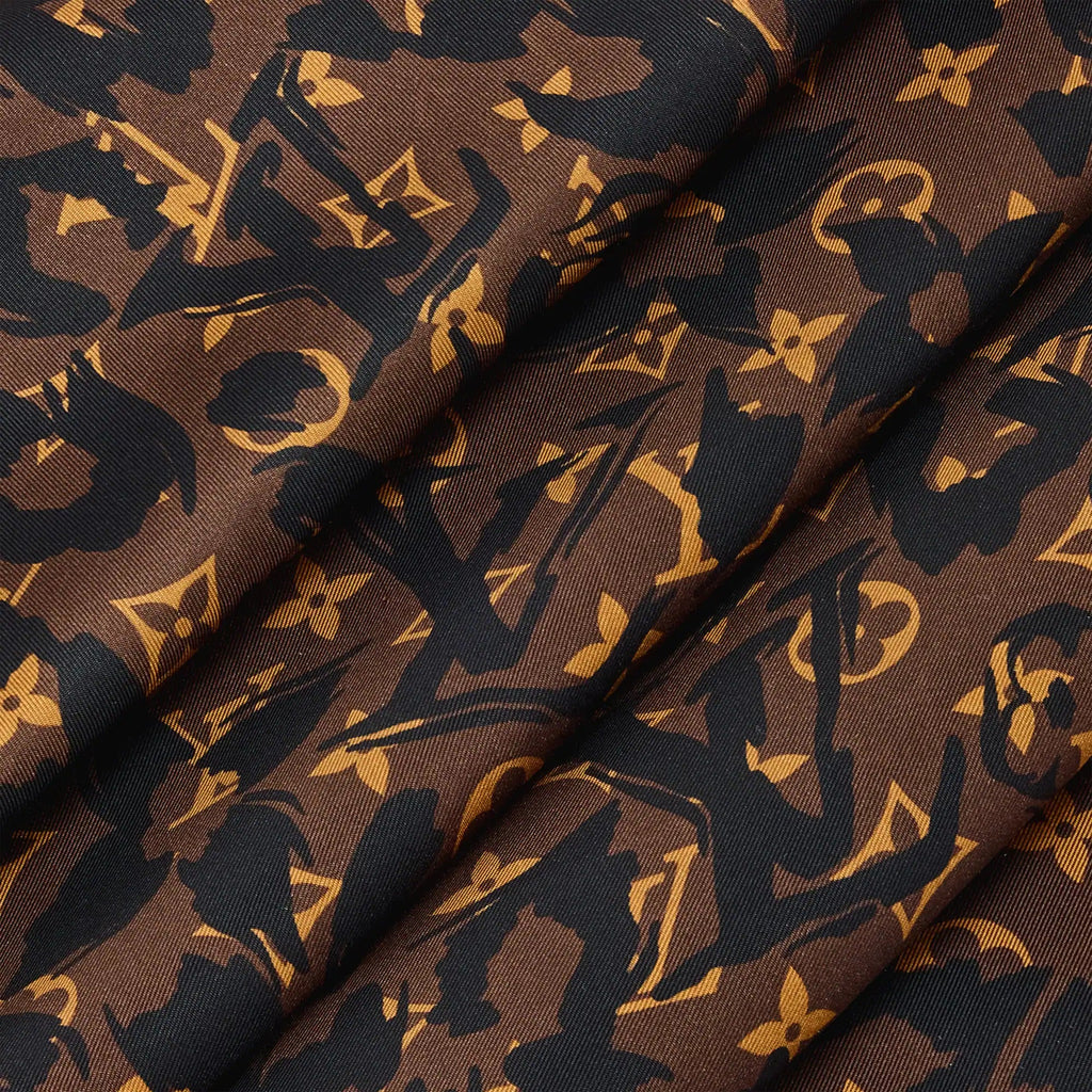 LV Safari Square 90