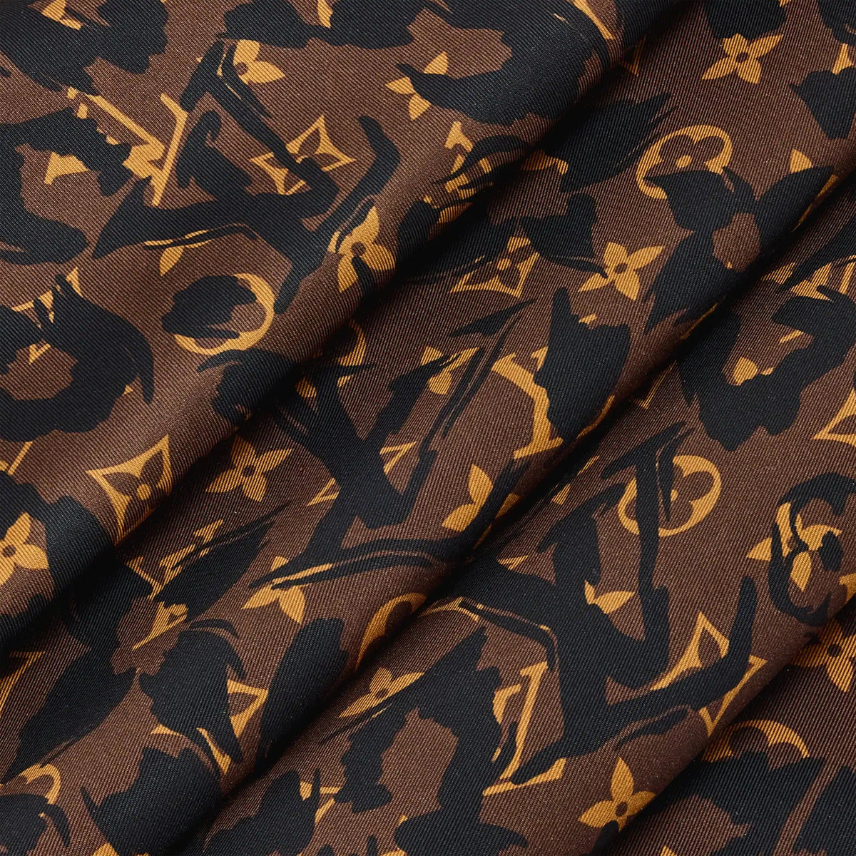 LV Safari Square 90