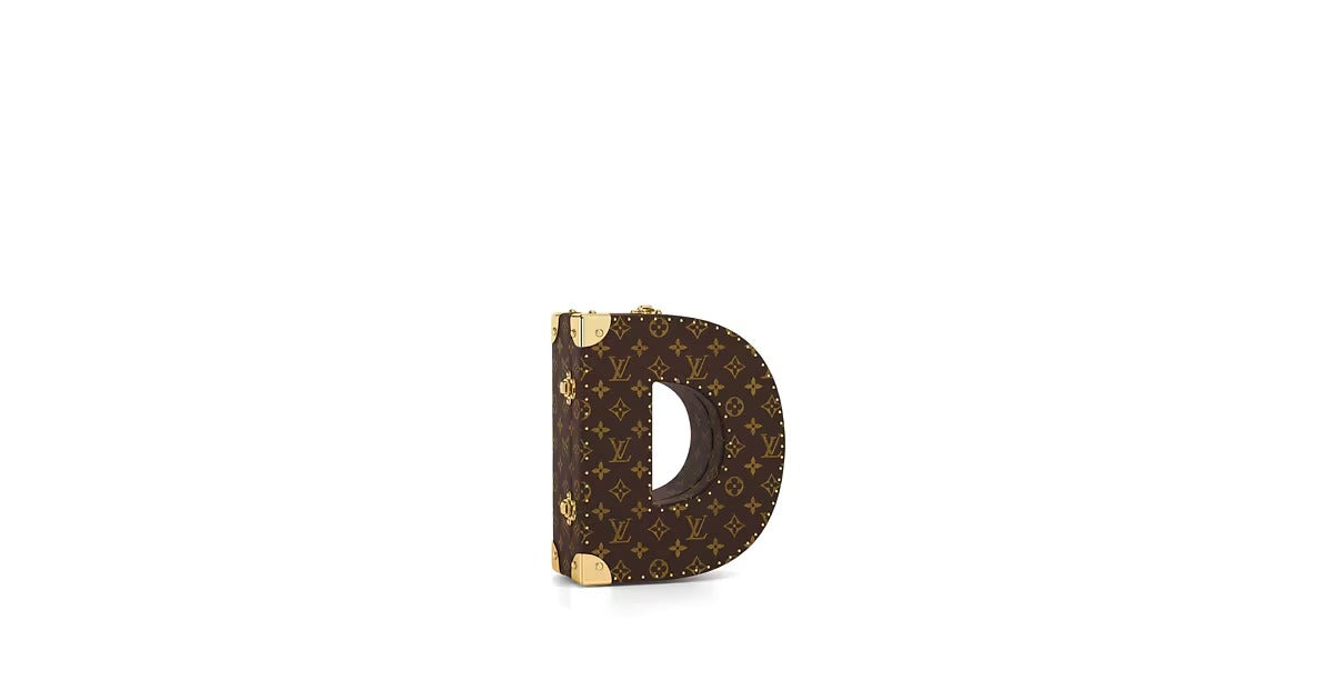Letter Trunk D