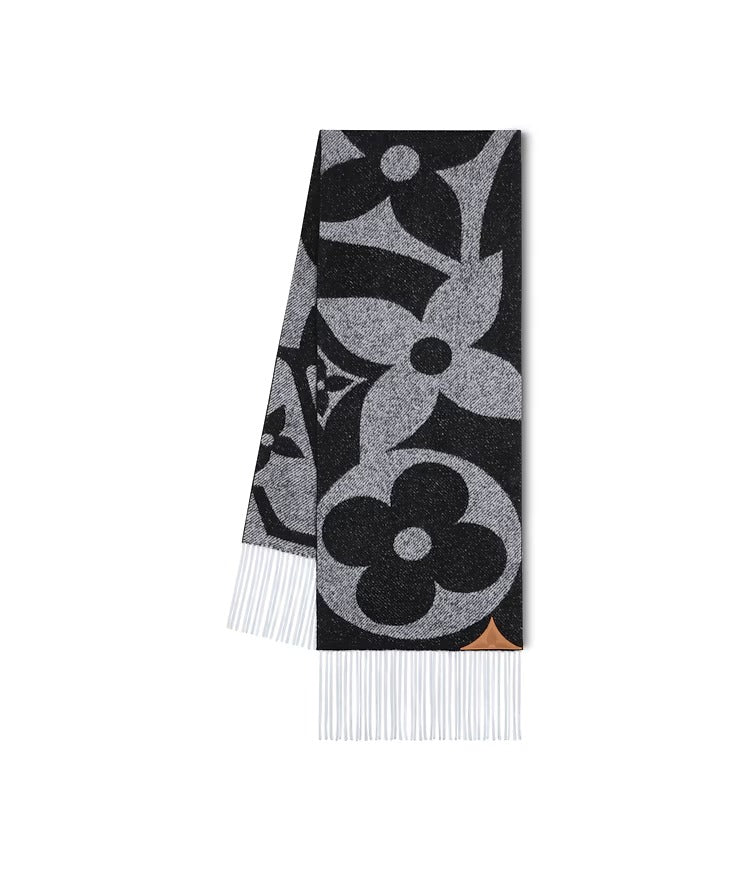 Snowy Kaleidoscope Scarf