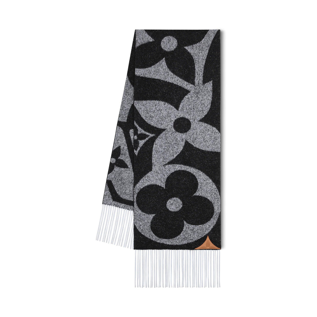 Snowy Kaleidoscope Scarf