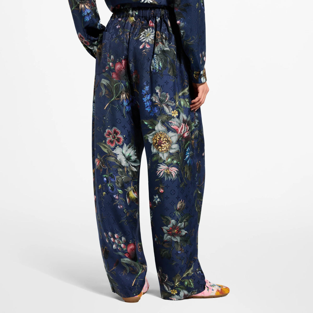 Dark Floral Print Pants