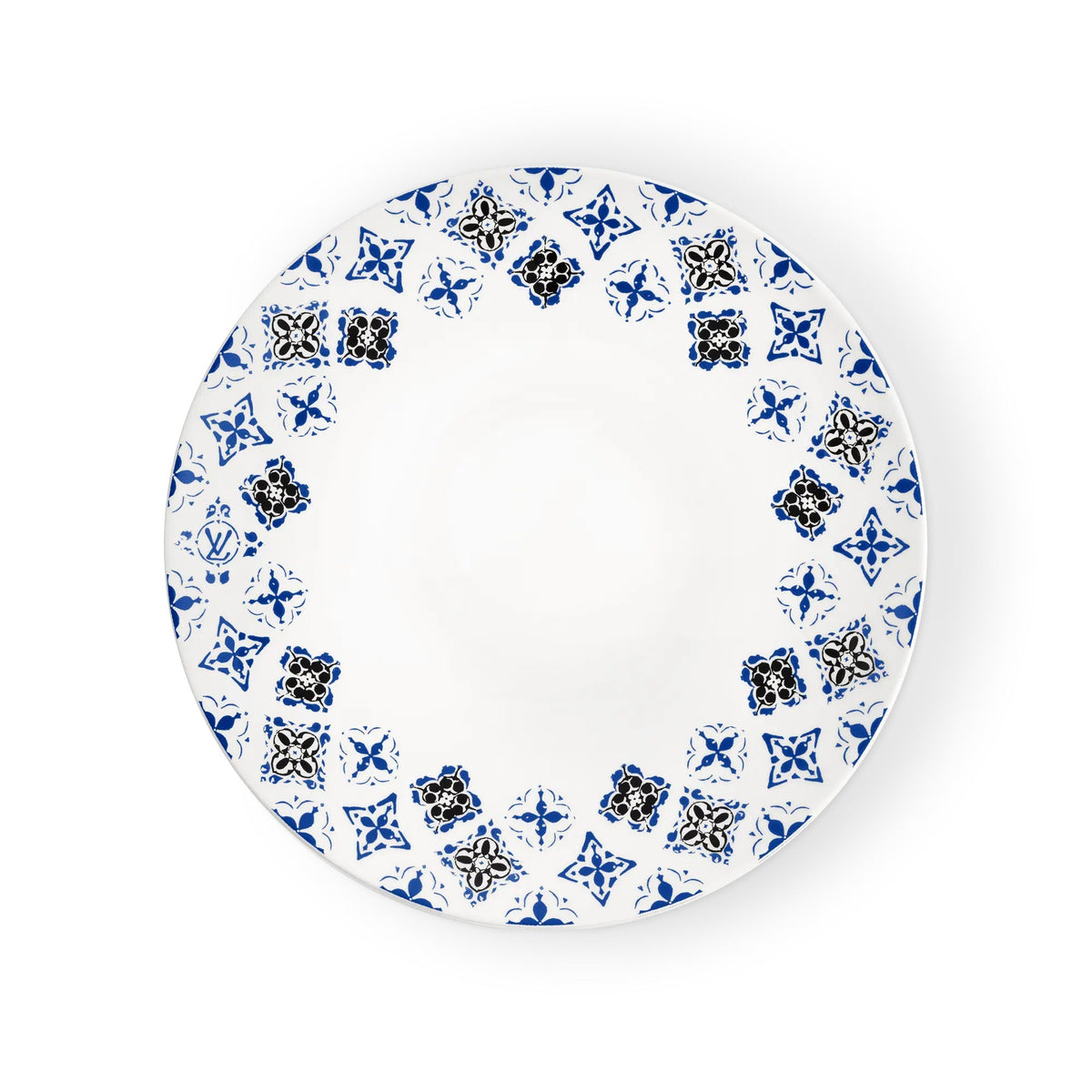 Set Of 2 Dinner Plates LV By The Pool