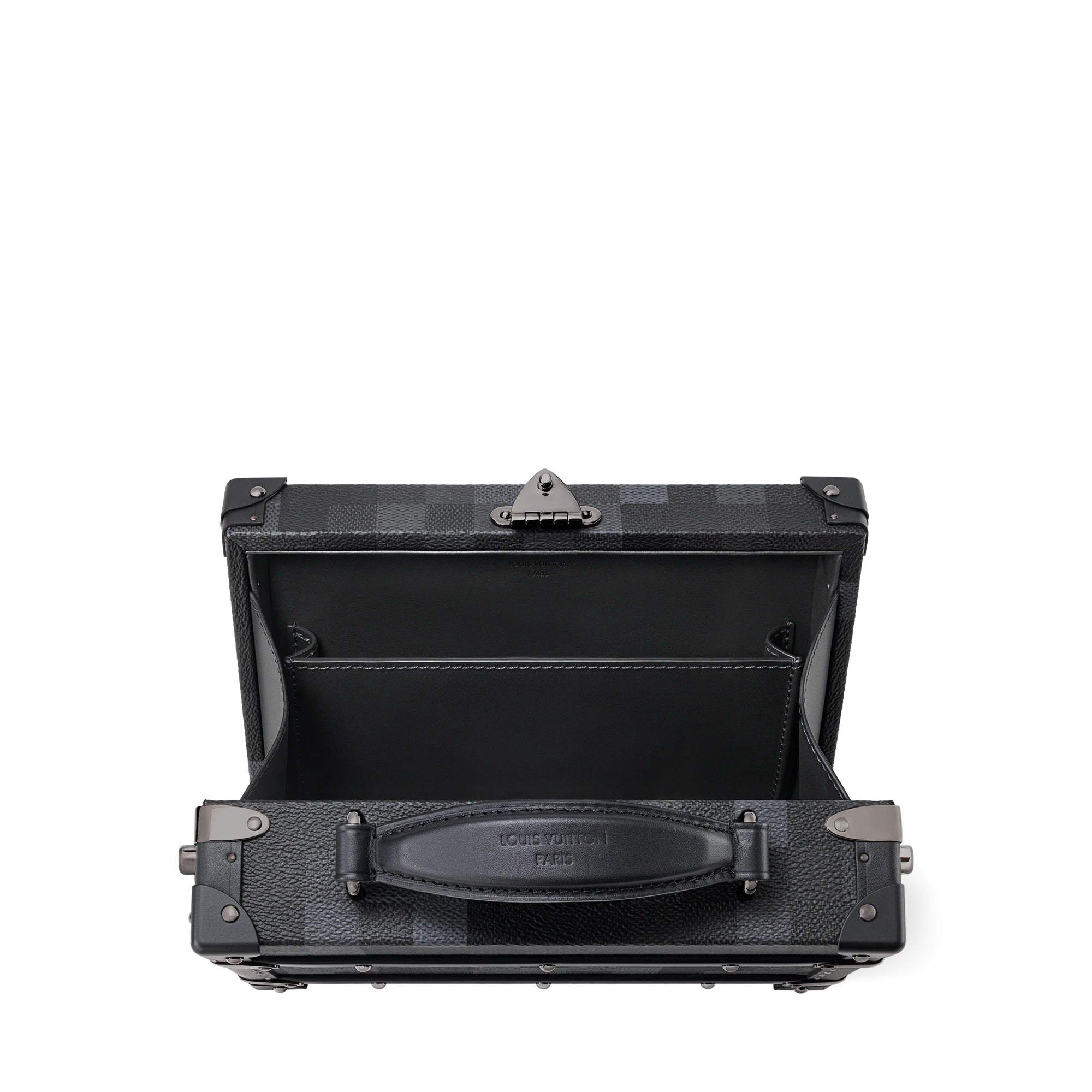 Handle Trunk