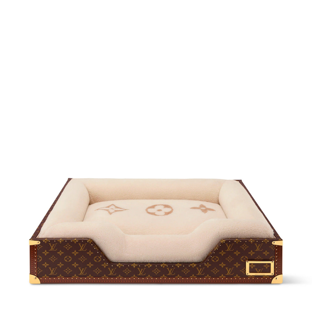 Dog Bed Trunk