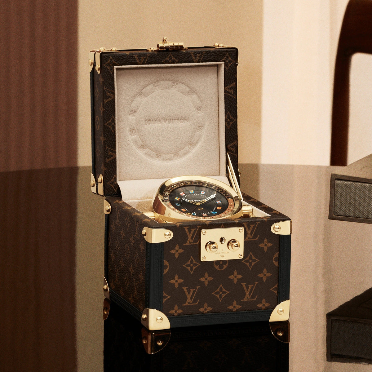 Trunk Table Clock, Quartz, 80mm, Brass, Monogram