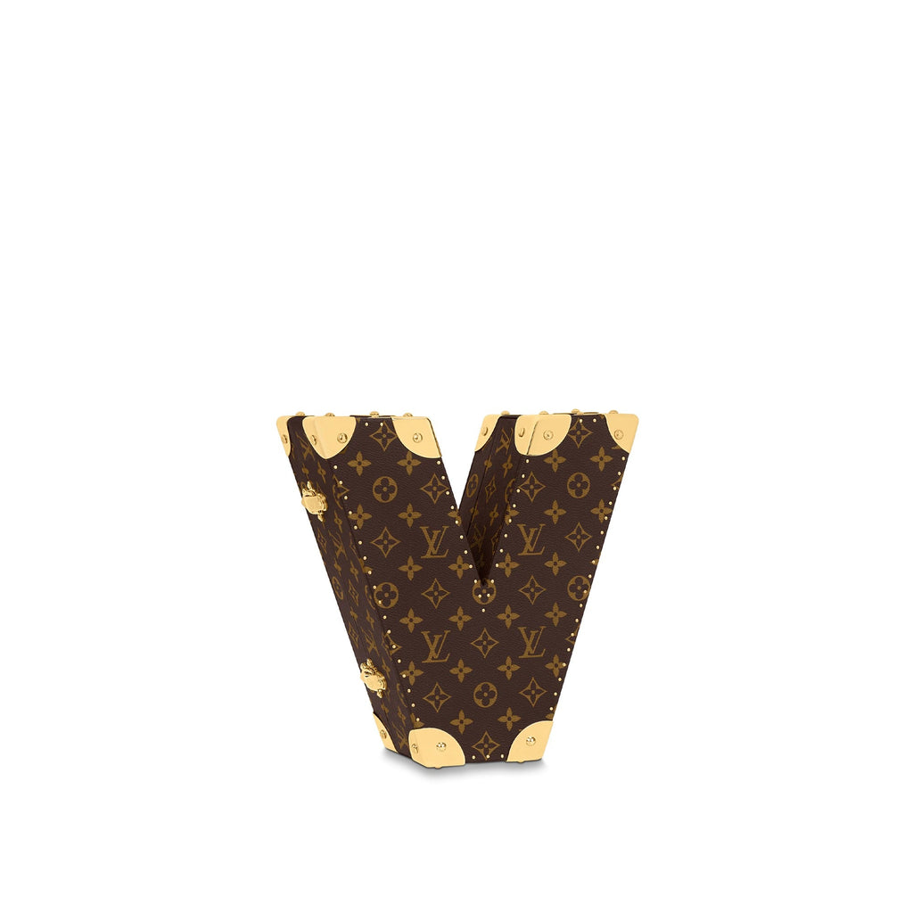 Letter Trunk V