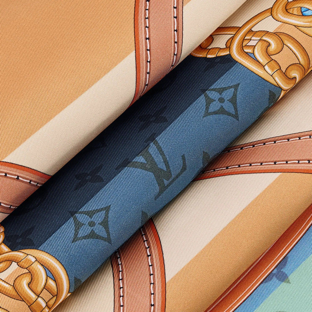 LV Classic Strap Square 90