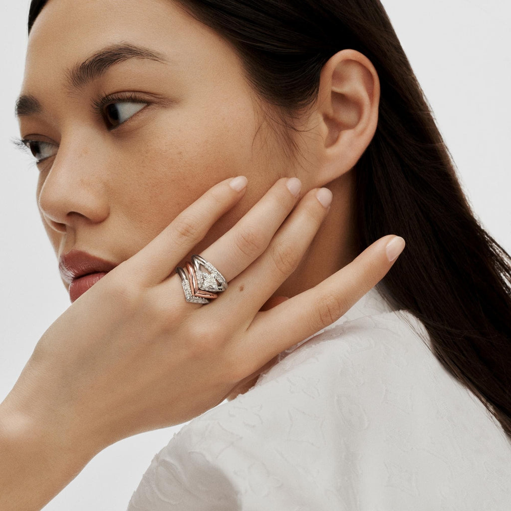 LV Diamonds V Ring, Pink Gold