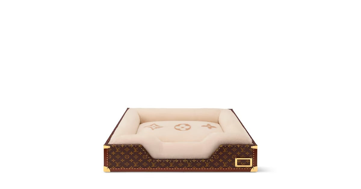 Dog Bed Trunk