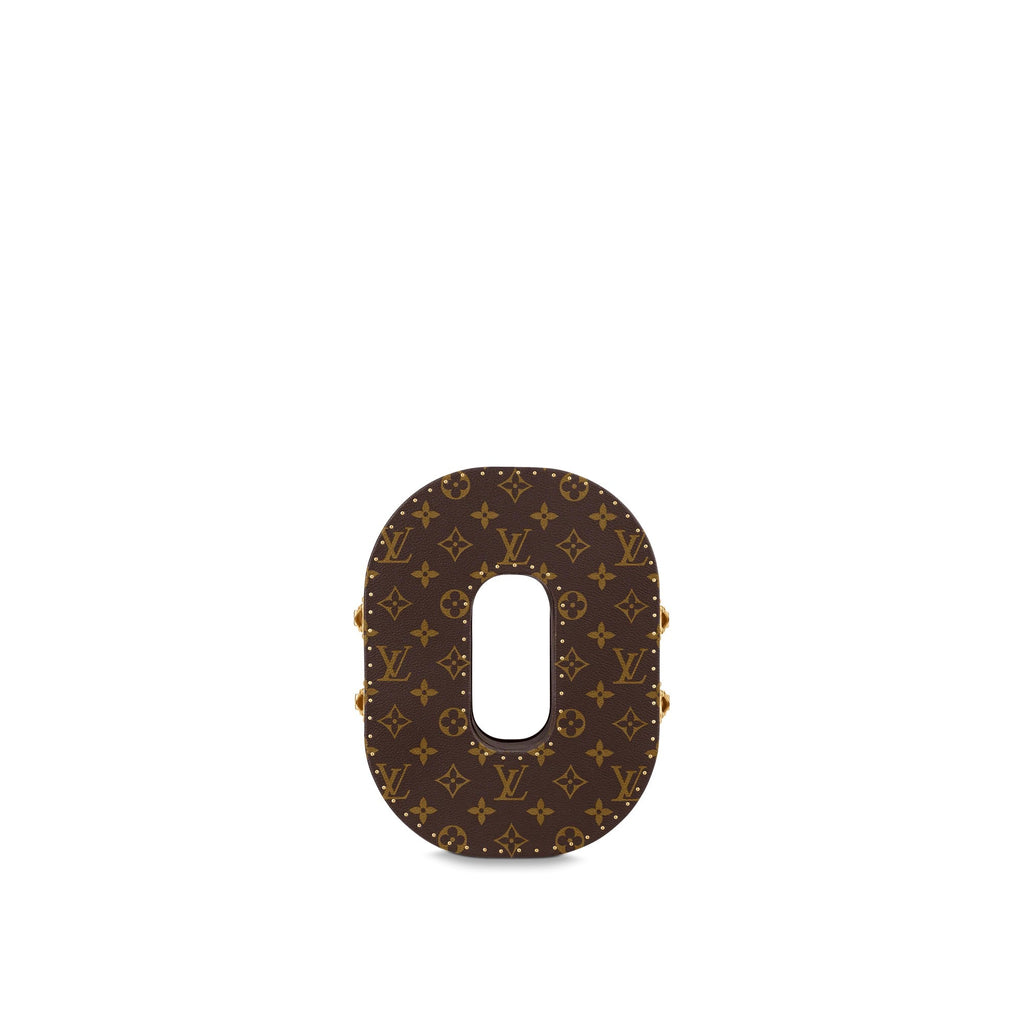 Letter Trunk O
