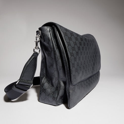 Gucci Essence Classic medium crossbody bag - black GG canvas
