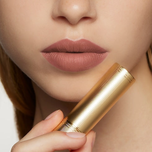 120 Sonia Light Beige, Rouge à Lèvres Mat Lipstick - 132 'Lilla Tawnie'