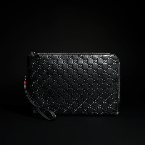 GG Emblem medium pouch - black GG leather