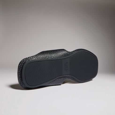 Men's thong sandal with Interlocking G - black leather