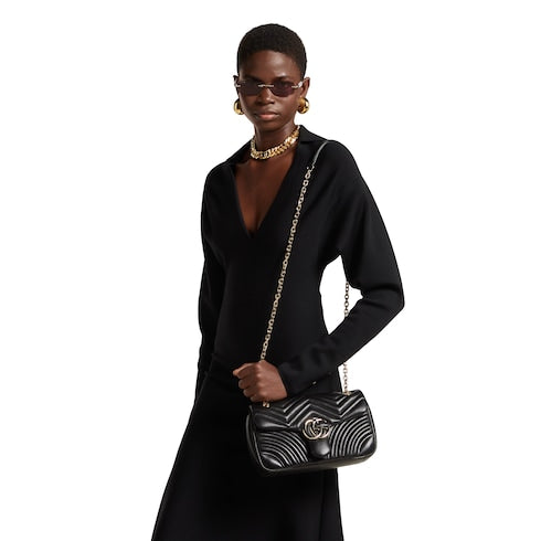 GG Marmont medium shoulder bag - black leather