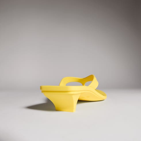 Women's Vittoria thong - yellow rubber