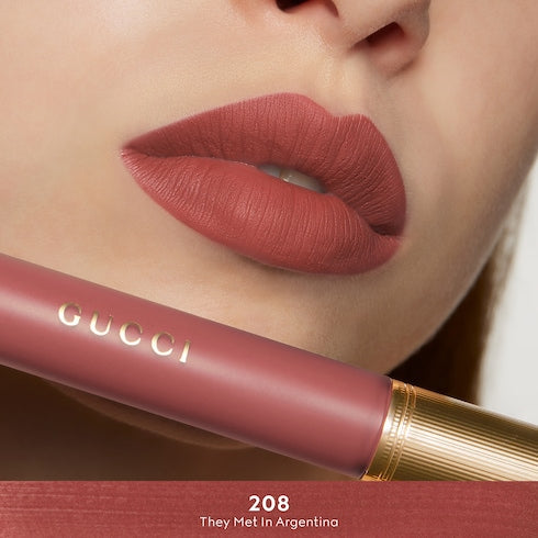 124 Emilie Brown, Rouge à Lèvres Liquide Mat Lipstick - Argentina, Rouge à Lèvres Liquide Mat Lipstick in 208 ​They Met In Argentina