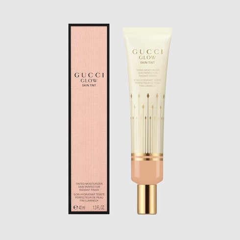 Gucci Glow Skin Tint - 32