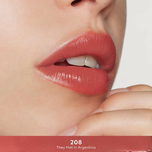 134 'Clara Chestnut', Rouge à Lèvres Voile Lipstick - Argentina, Rouge à Lèvres Voile Lipstick in 208 They Met In Argentina